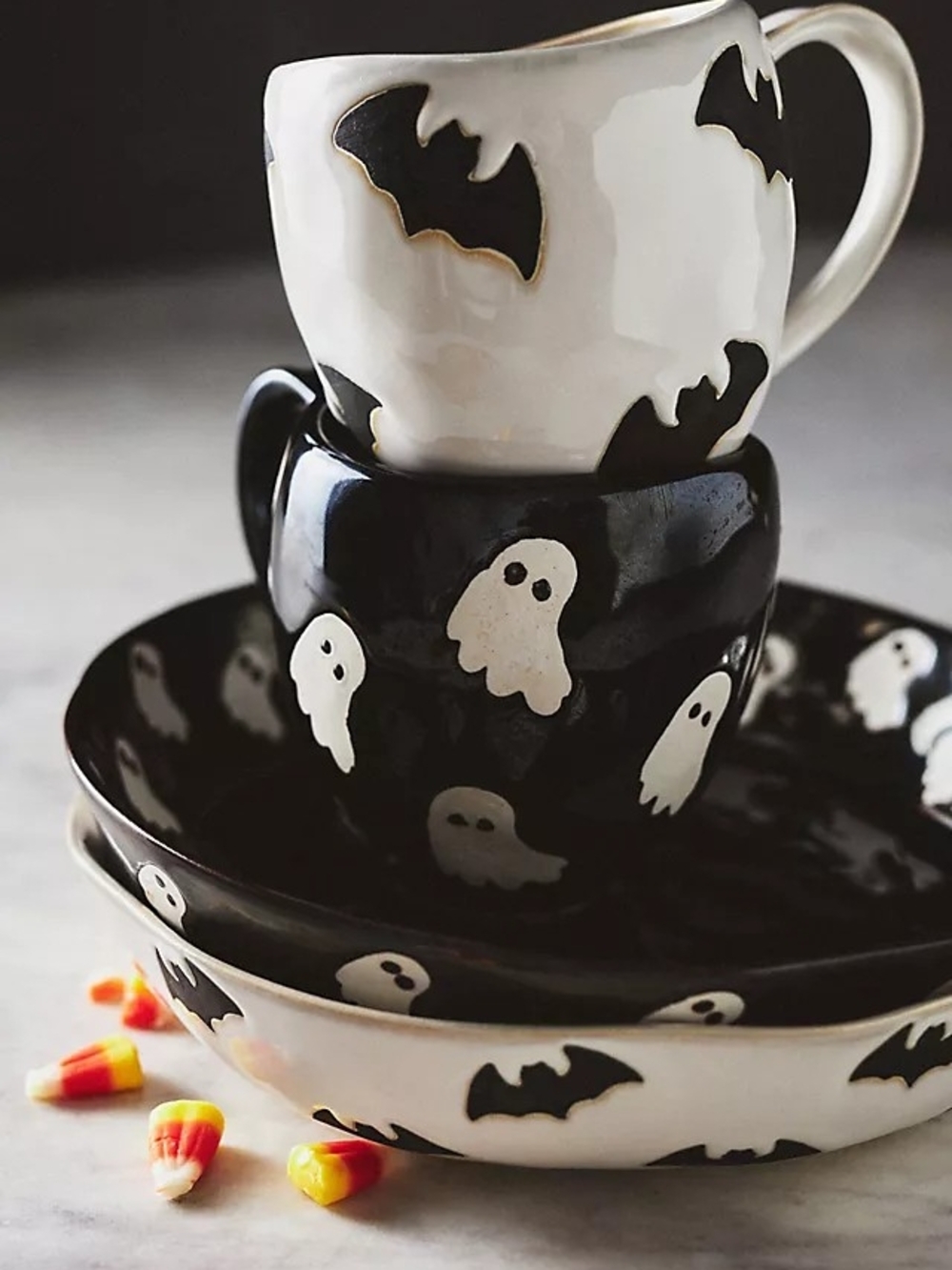 Anthro Vida Ghost Mug - Picture 2 of 7